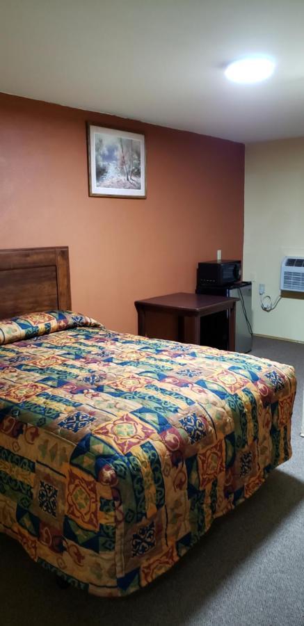 Economy Inn Одесса Экстерьер фото