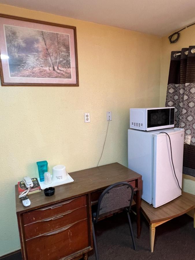 Economy Inn Одесса Экстерьер фото
